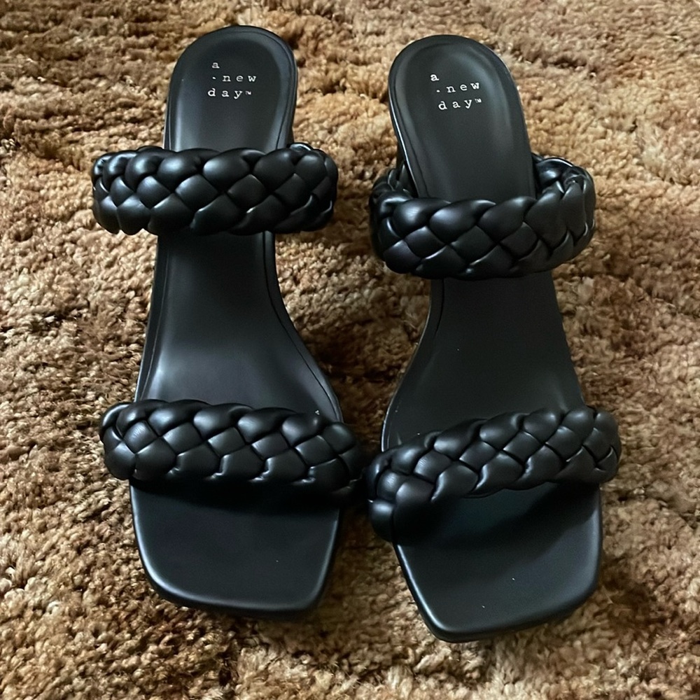 ✨Like New✨ Black A New Day Braided Sandals